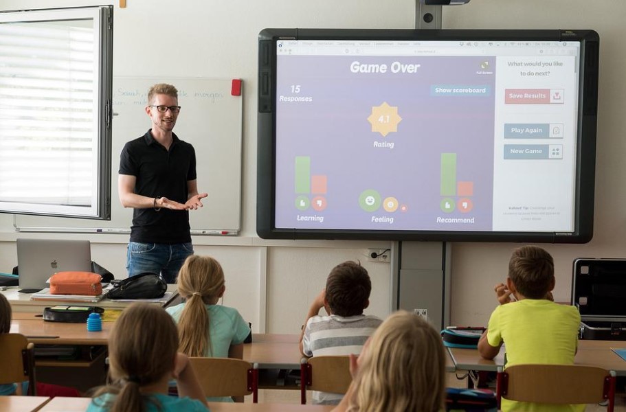Reasons Digital Signage Software Is Essential for Elementary Schools