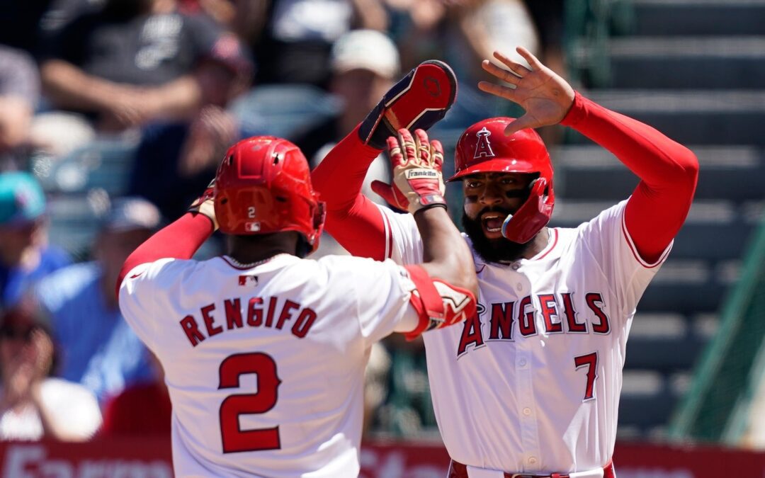 Twins pound out 17 hits, claim their seventh straight win with an 11-5 rout of the struggling Angels