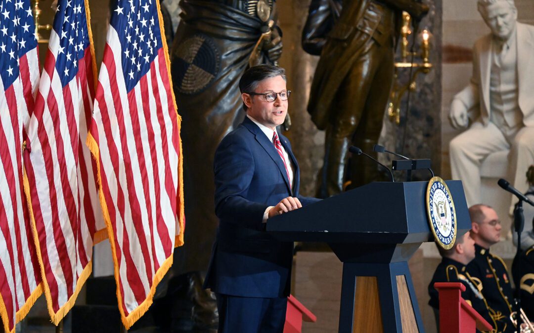 Lawmakers unveil statue of Billy Graham in US Capitol