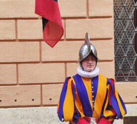 New crop of Swiss Guards prepares to serve the pope through hard work and listening